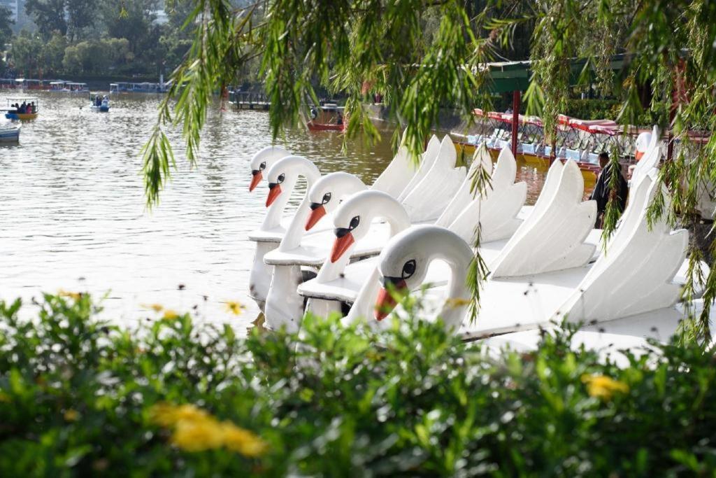 Hotel Supreme Baguio City Bagian luar foto
