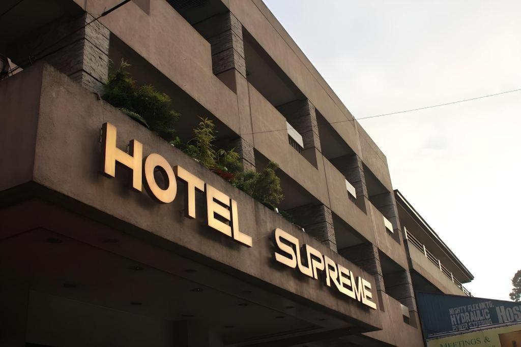 Hotel Supreme Baguio City Bagian luar foto