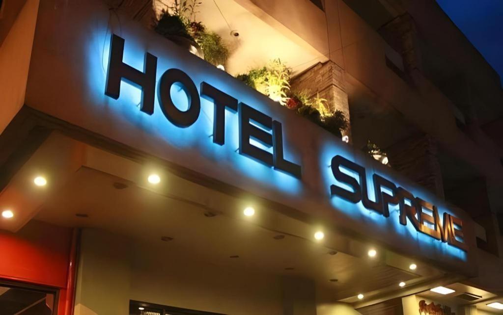 Hotel Supreme Baguio City Bagian luar foto