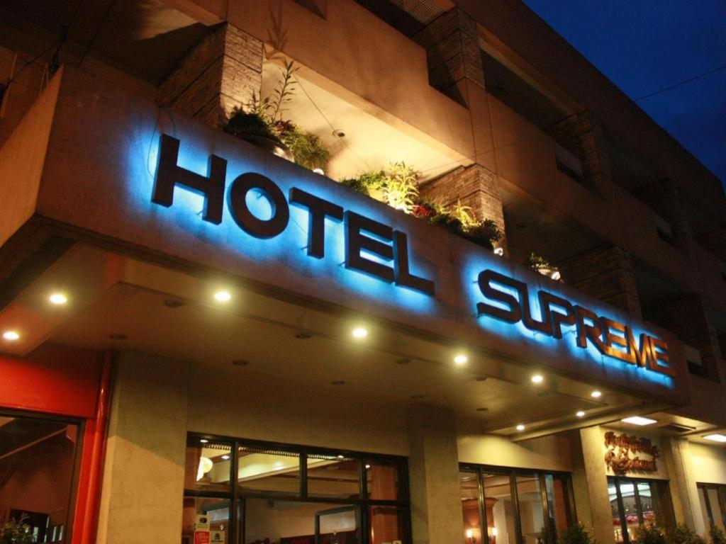 Hotel Supreme Baguio City Bagian luar foto