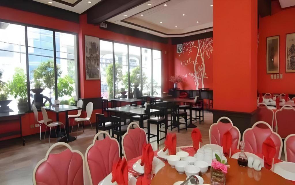 Hotel Supreme Baguio City Bagian luar foto