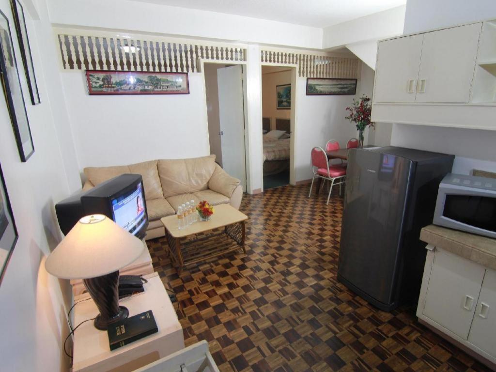 Hotel Supreme Baguio City Bagian luar foto