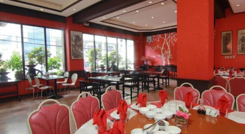 Hotel Supreme Baguio City Bagian luar foto