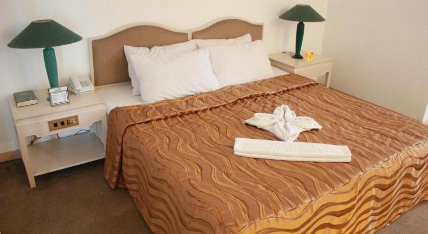 Hotel Supreme Baguio City Bagian luar foto