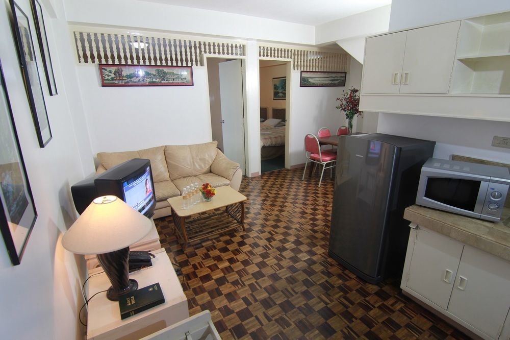 Hotel Supreme Baguio City Bagian luar foto